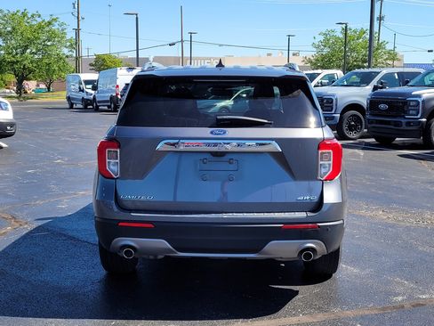Used 2021 Ford Explorer Limited w/ Equipment Group 301A AWD/4WD image 5