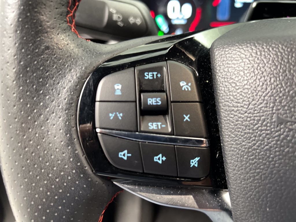 Used 2025 Ford Explorer ST-Line AWD/4WD image 51