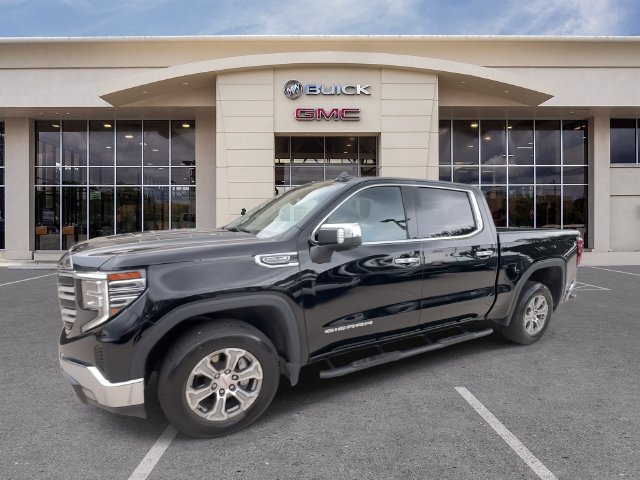 Certified 2024 GMC Sierra 1500 SLT RWD image 7