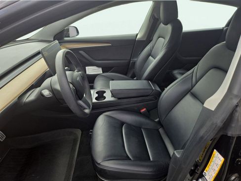 Used 2022 Tesla Model 3 Performance image 18