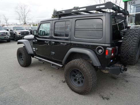 Used 2019 Jeep Wrangler Unlimited Sport S image 5
