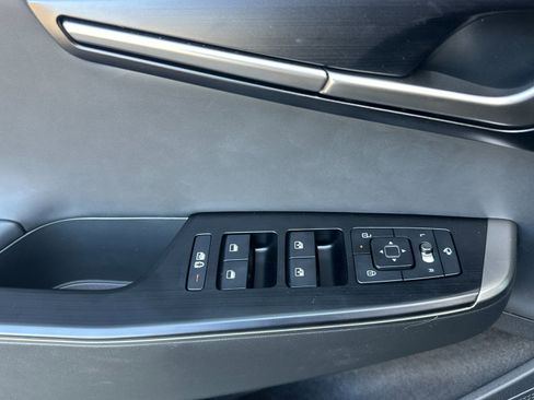 New 2025 Kia EV6 Wind image 11