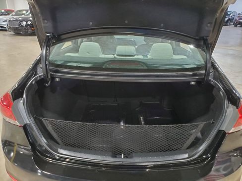 Used 2018 Hyundai Elantra SEL image 38