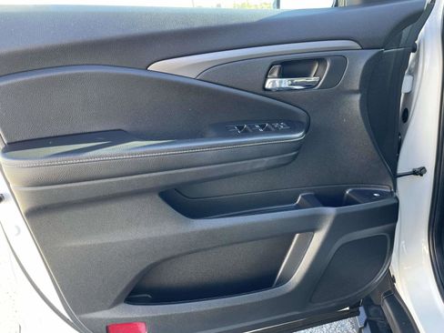 Certified 2021 Honda Ridgeline Sport image 12