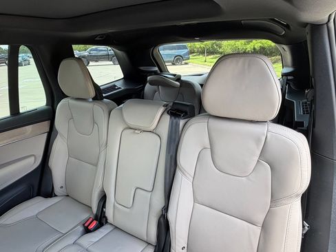 New 2026 Volvo XC90 T8 Ultra w/ Protection Package Premier AWD/4WD image 22
