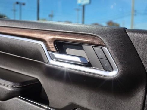 Used 2024 Chevrolet Silverado 1500 LT Trail Boss w/ Protection Package image 19