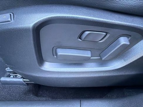 Used 2025 MAZDA CX-5 AWD 2.5 S w/ Preferred Package image 18
