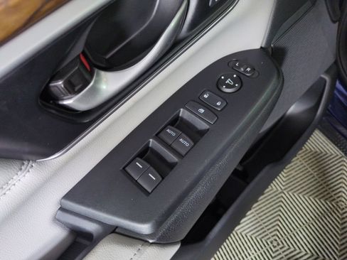 Used 2019 Honda CR-V EX-L image 14