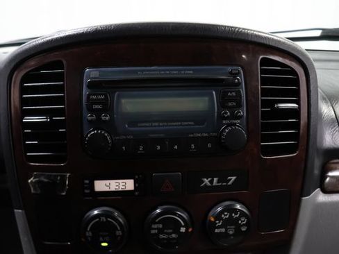 Used 2003 Suzuki XL7 4WD image 18