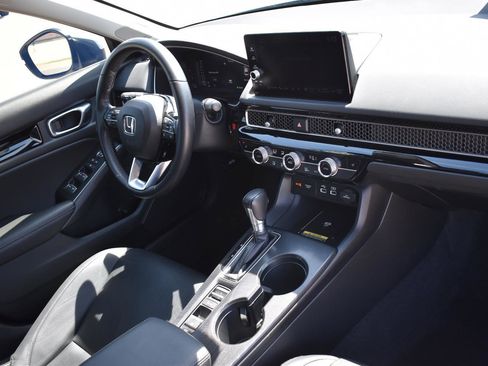 Used 2024 Honda Civic Touring image 13