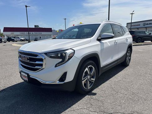 Used 2020 GMC Terrain SLT w/ Preferred Package AWD/4WD image 4