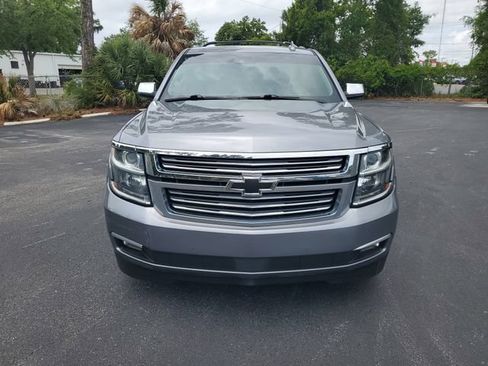 Used 2018 Chevrolet Tahoe Premier RWD image 2