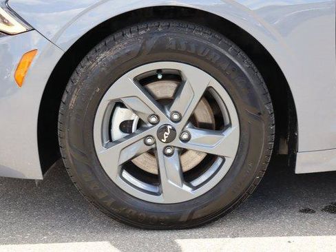 Used 2022 Kia K5 LX image 27