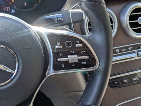 Used 2021 Mercedes-Benz GLC 300 image 16
