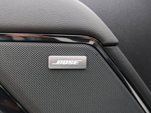 Certified 2022 GMC Sierra 1500 AT4 w/ AT4 Premium Package image 16