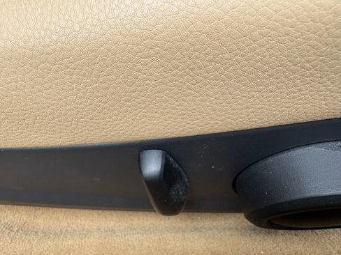 Used 2015 Porsche Cayman S image 28