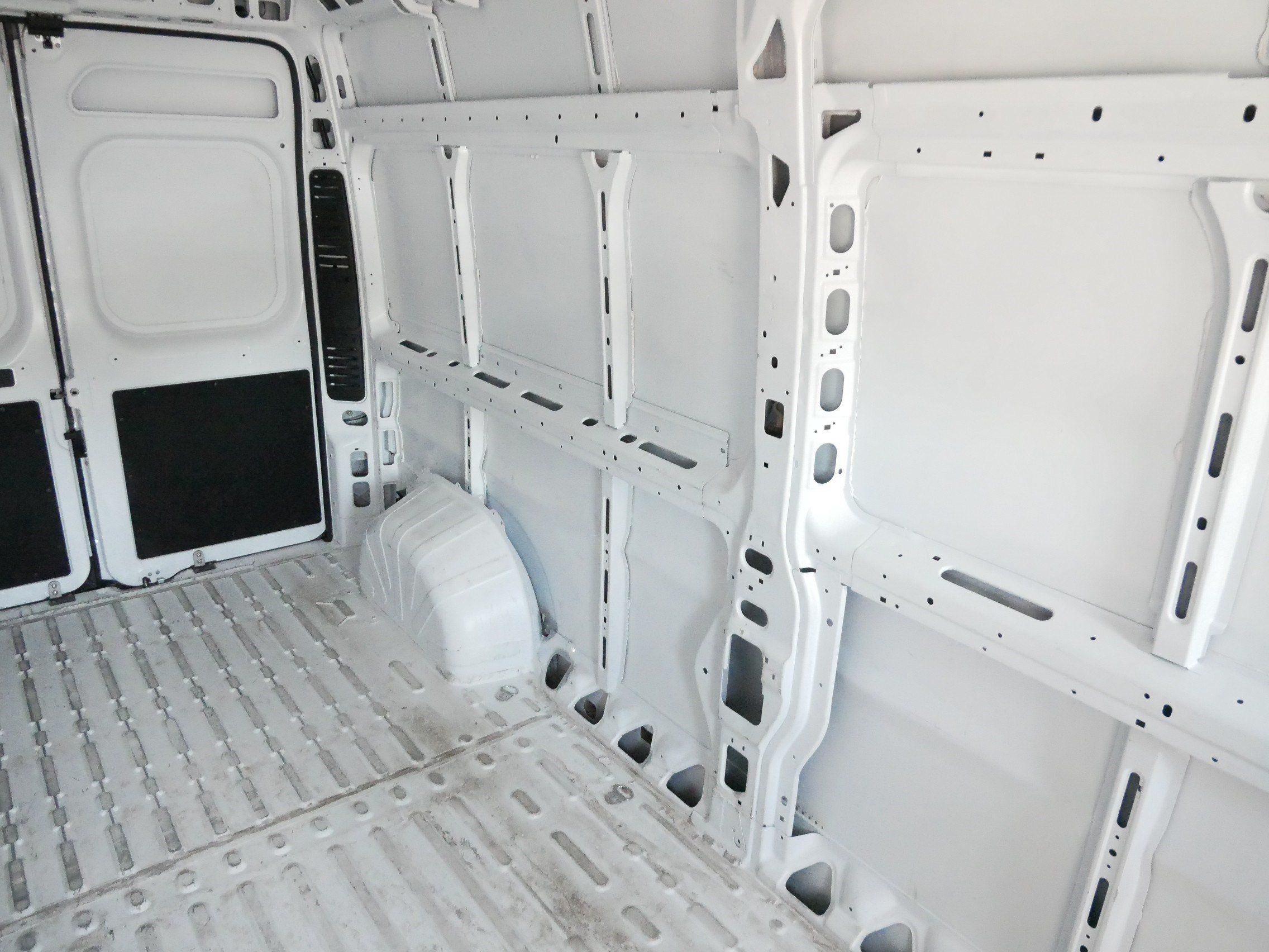 Used 2026 RAM ProMaster 2500 w/ Convenience Group FWD image 14
