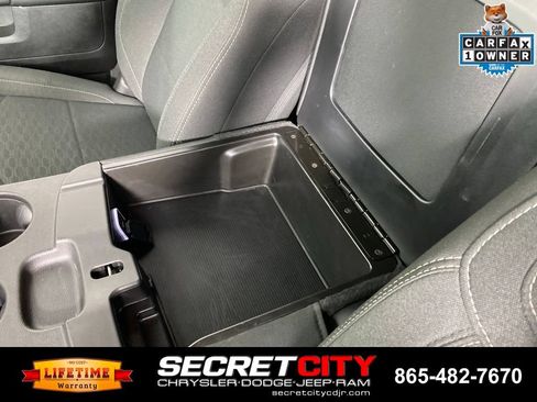 Used 2025 RAM 2500 Big Horn AWD/4WD image 24