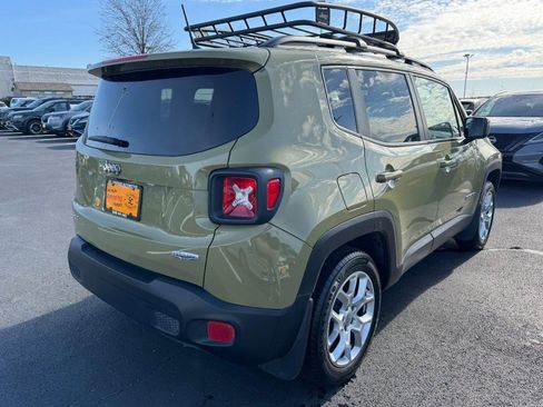 Used 2015 Jeep Renegade Latitude image 3