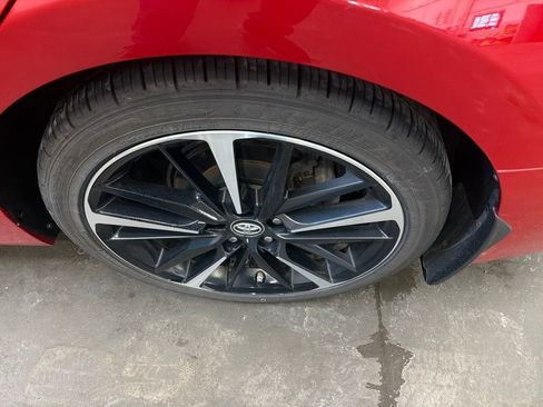 Certified 2019 Toyota Camry XSE image 28