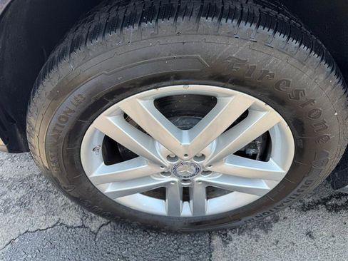 Used 2013 Mercedes-Benz GL 450 4MATIC image 36