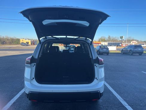 New 2026 Nissan Rogue SV image 22