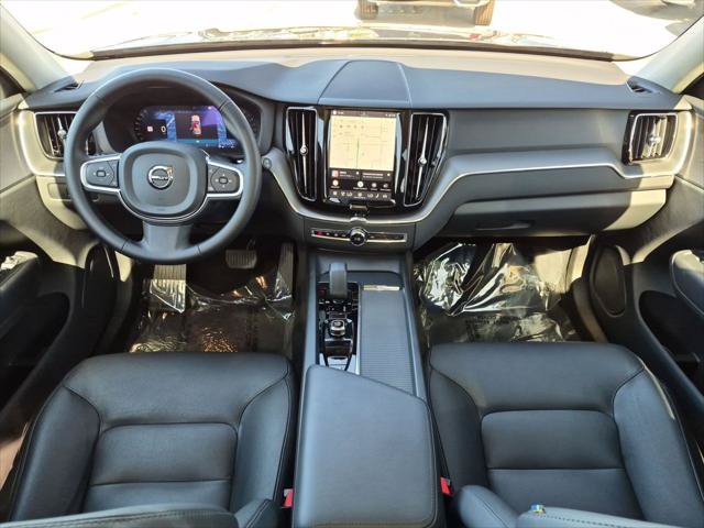 Used 2025 Volvo XC60 B5 Core w/ Protection Package Premier AWD/4WD image 23