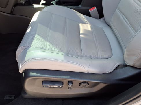 Used 2022 Honda CR-V EX-L image 26