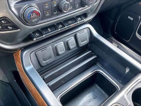 Used 2018 Chevrolet Silverado 1500 LTZ w/ Texas Edition AWD/4WD image 25