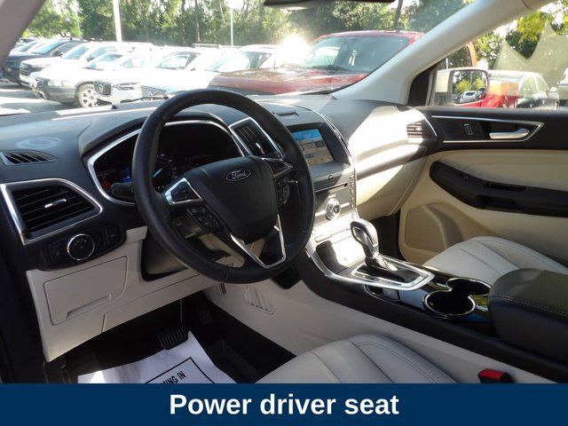 Used 2018 Ford Edge Titanium w/ Ford Safe & Smart Package FWD image 10