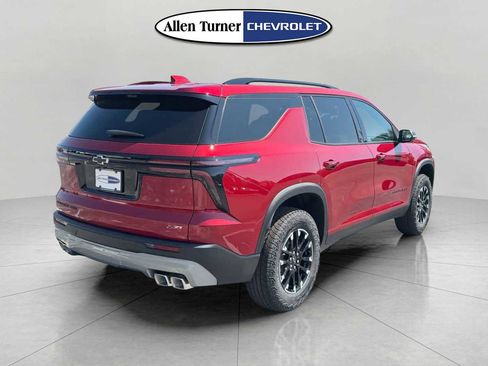 New 2026 Chevrolet Traverse Z71 w/ Driver Confidence Package AWD/4WD image 4