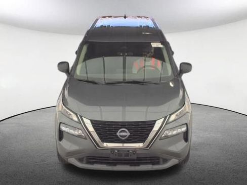 Used 2023 Nissan Rogue S AWD/4WD image 2