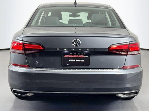 Used 2022 Volkswagen Passat 2.0T SE image 7
