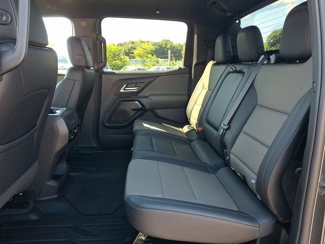 Used 2026 Chevrolet Silverado EV Trail Boss AWD/4WD image 17