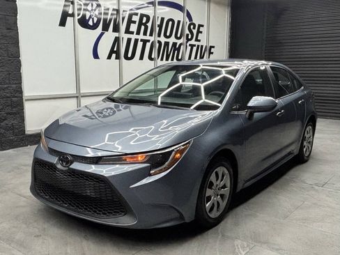 Used 2020 Toyota Corolla LE FWD image 2