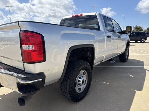 Used 2018 GMC Sierra 2500 4x4 Crew Cab w/ Sierra Convenience Package image 5