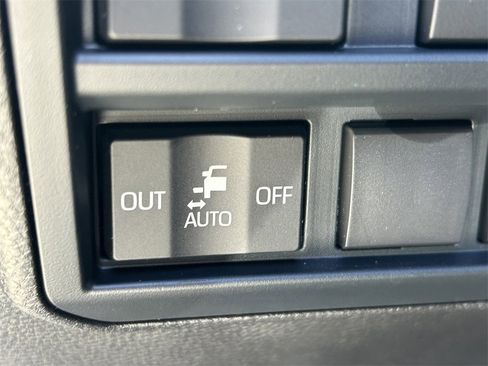 New 2026 Toyota Tundra Platinum image 29