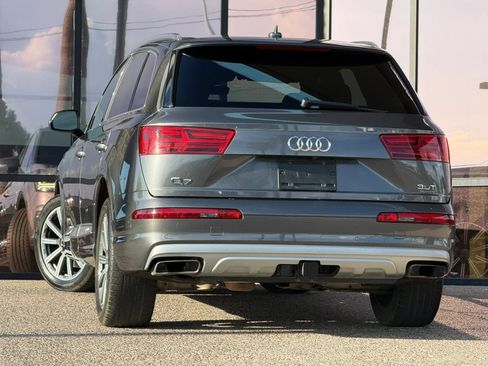 Used 2018 Audi Q7 3.0T Prestige w/ Prestige Package AWD/4WD image 8