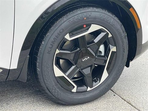 New 2026 Kia Sportage SX image 17