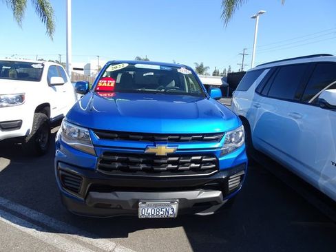 Certified 2022 Chevrolet Colorado W/T w/ Custom Special Edition image 6