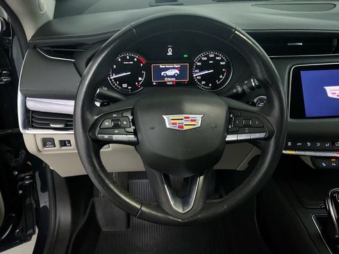 Certified 2023 Cadillac XT4 Luxury w/ Cold Weather Package FWD image 19