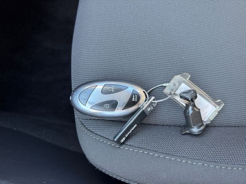 Used 2025 Hyundai Kona SEL image 20