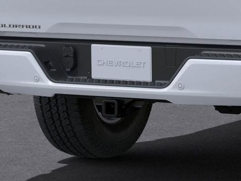 New 2025 Chevrolet Colorado LT w/ LT Convenience Package AWD/4WD image 14