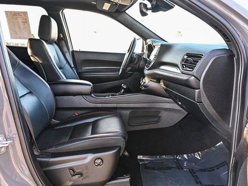 Used 2025 Dodge Durango GT image 17