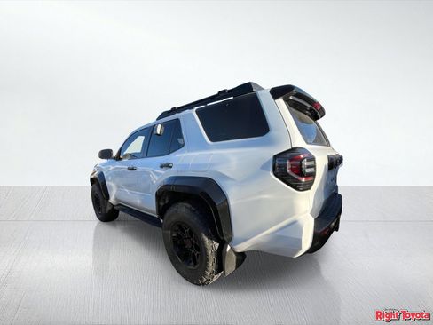 Used 2025 Toyota 4Runner TRD Pro AWD/4WD image 3