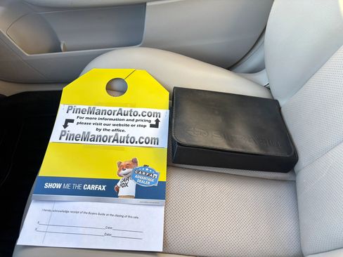 Used 2014 Subaru Outback 2.5i Limited image 28