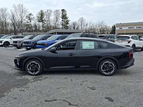 New 2026 Kia K4 EX image 8