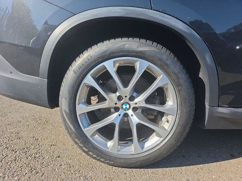 Used 2023 BMW X5 xDrive40i w/ Premium Package AWD/4WD image 12