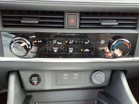 New 2026 Nissan Rogue S image 15