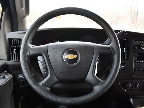 Used 2022 Chevrolet Express 3500 LS image 24